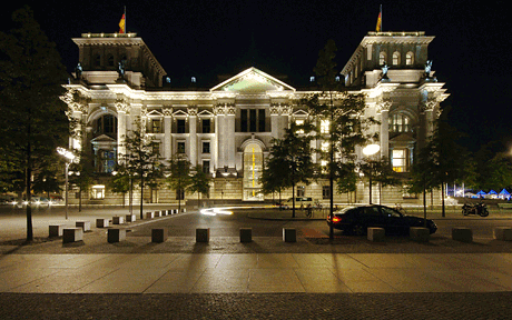 Die neue Illumination des Reichstaggebäudes